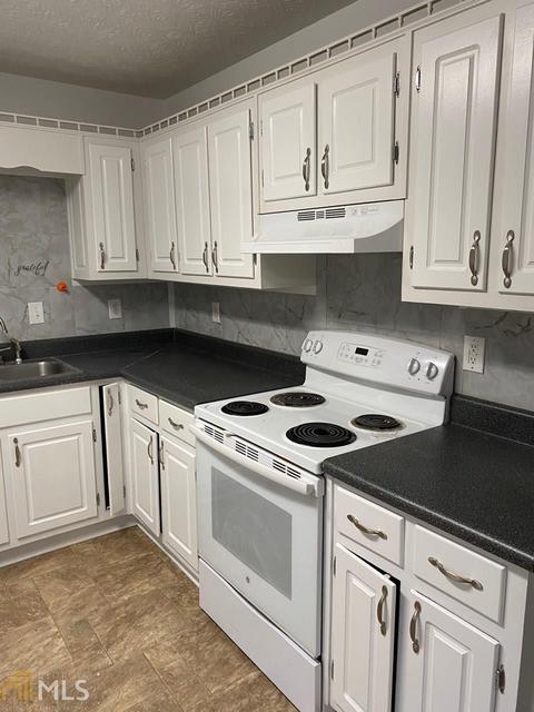 215 Chimney Ct, Covington, GA 30014 photo 7