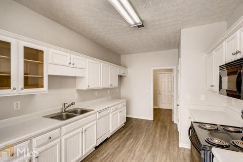 61 Heron, Jackson, GA 30233 photo 12