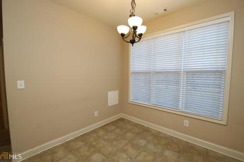 204 N Pointe Dr, Lagrange, GA 30241 photo 12
