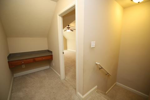 204 N Pointe Dr, Lagrange, GA 30241 photo 19