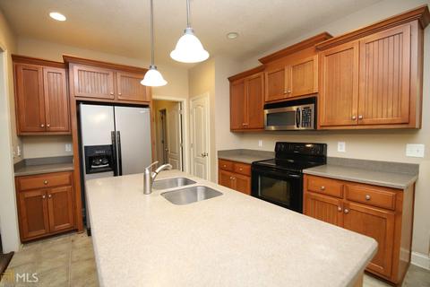 204 N Pointe Dr, Lagrange, GA 30241 photo 11