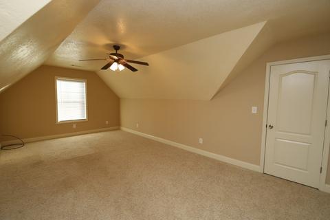 204 N Pointe Dr, Lagrange, GA 30241 photo 18