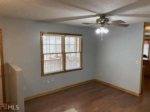 246 Hendricks Rd, Rydal, GA 30171 photo 4