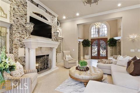 8725 Glasgow Pt, Duluth, GA 30097 photo 11