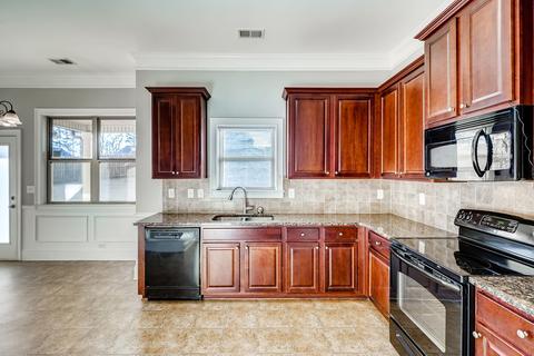 177 Luke, Hampton, GA 30228 photo 12