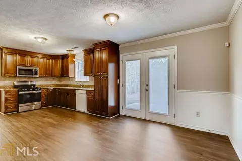 90 Lakefront Dr, Covington, GA 30016 photo 9