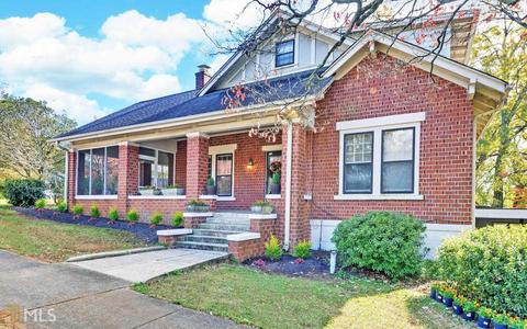 404 E Doyle St, Toccoa, GA 30577 photo 2