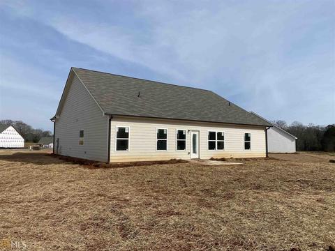 67 Fox Dr, Winder, GA 30680 photo 3