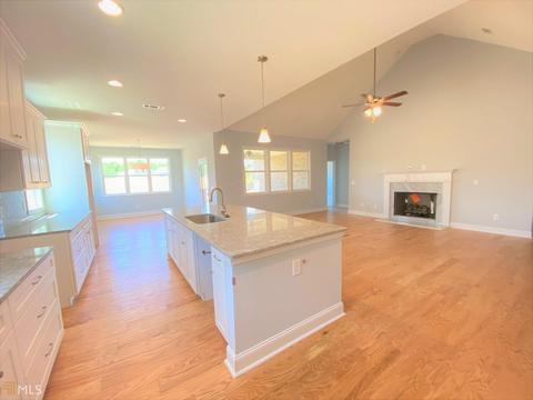 512 Lago Ct, Lagrange, GA 30241 photo 9