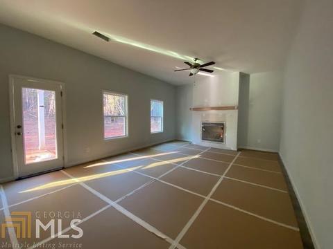 140 Fenwick Manor Dr, Lagrange, GA 30241 photo 2