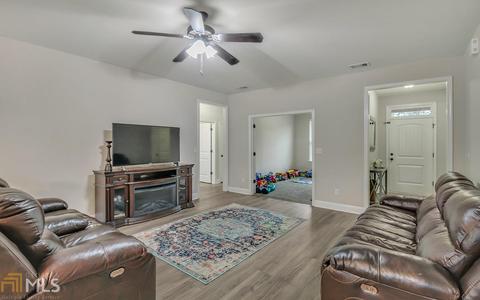 145 Willow Dr, Guyton, GA 31312 photo 4