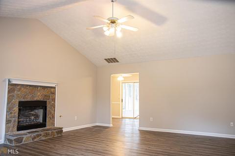 86 Mallie Ct, Hampton, GA 30228 photo 6