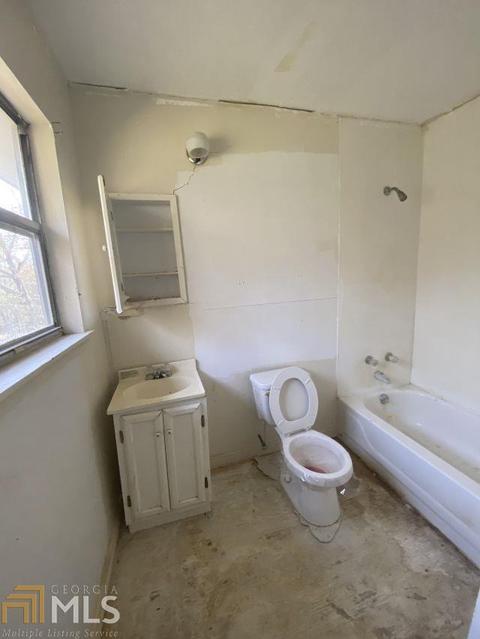 215 S Kight Dr, Lagrange, GA 30240 photo 9