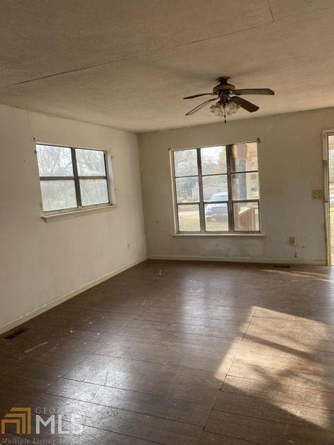 215 S Kight Dr, Lagrange, GA 30240 photo 3
