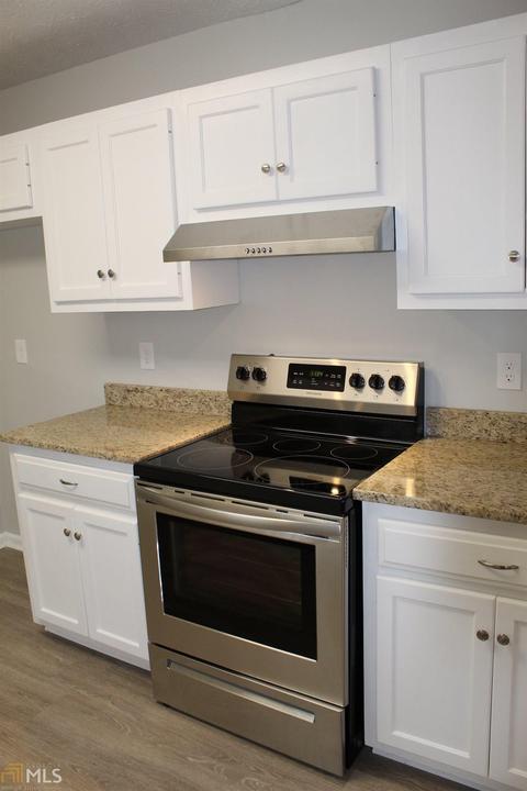 402 Merrill Ct, Lagrange, GA 30241 photo 12