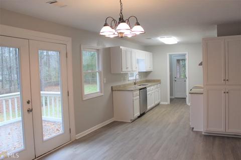 402 Merrill Ct, Lagrange, GA 30241 photo 9