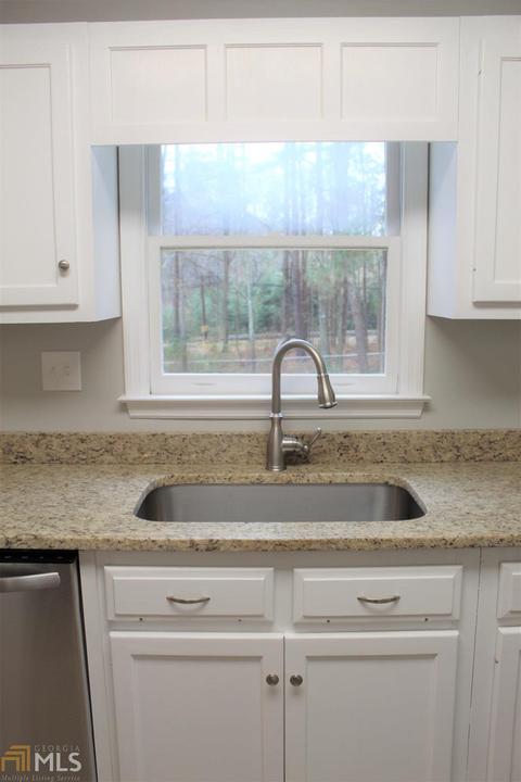 402 Merrill Ct, Lagrange, GA 30241 photo 13