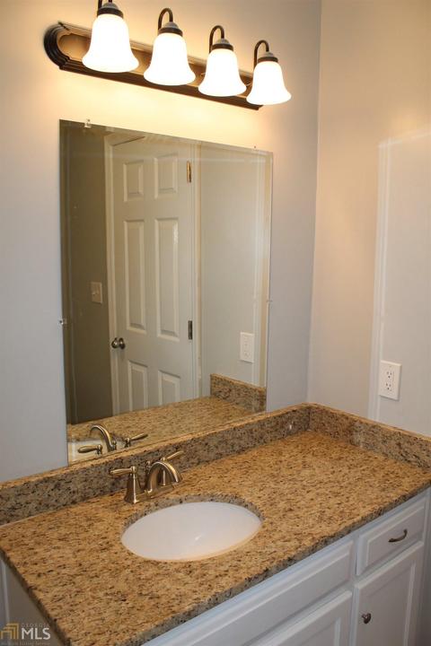 402 Merrill Ct, Lagrange, GA 30241 photo 17