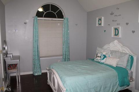 704 Mustang Ct, Hampton, GA 30228 photo 6