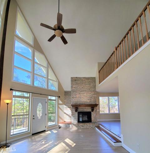 200 Custer Ct, Warner Robins, GA 31093 photo 2