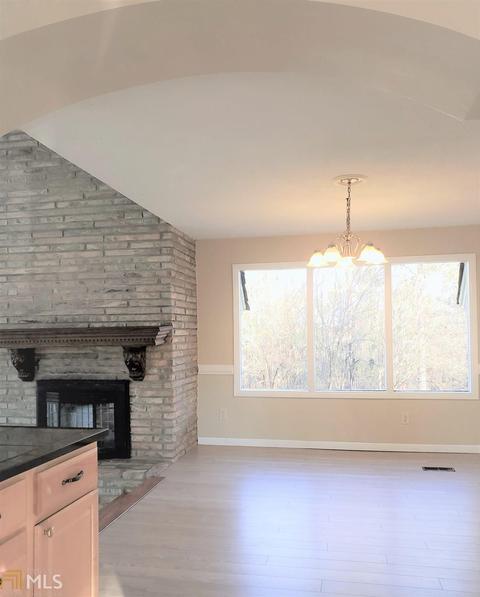 200 Custer Ct, Warner Robins, GA 31093 photo 8