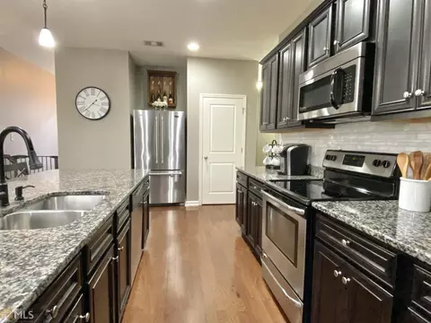 232 Edgemont Ct, Lagrange, GA 30240 photo 8