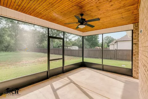 402 Stonegate Trl, Perry, GA 31069 photo 25