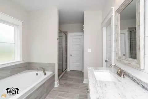 402 Stonegate Trl, Perry, GA 31069 photo 4
