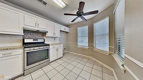 3615 Darwin Pl, Duluth, GA 30096 photo 4