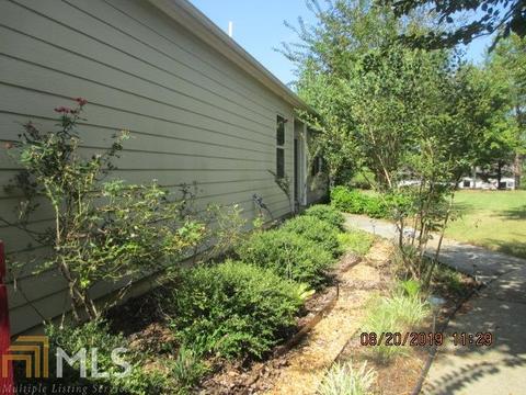 247 River Meadows Dr, Lagrange, GA 30241 photo 4