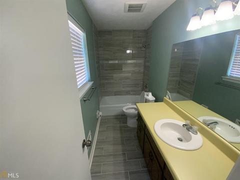 3535 Rex Rd, Rex, GA 30273 photo 15