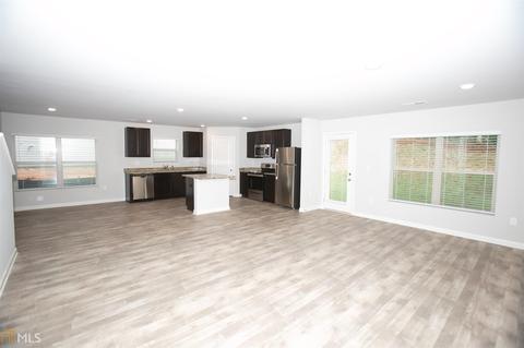 150 Blue Heron Way, Covington, GA 30016 photo 2