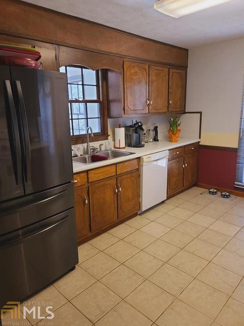 230 E View Pointe Dr, Lagrange, GA 30240 photo 8