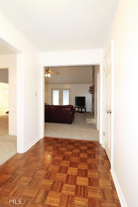118 S Beaver Run Dr, Warner Robins, GA 31088 photo 5