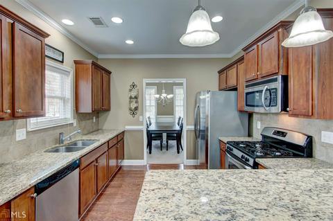 330 Chandler Bluff Ct, Grayson, GA 30017 photo 3
