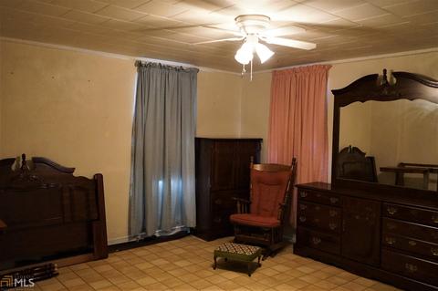 406 E Smith St, Claxton, GA 30417 photo 6