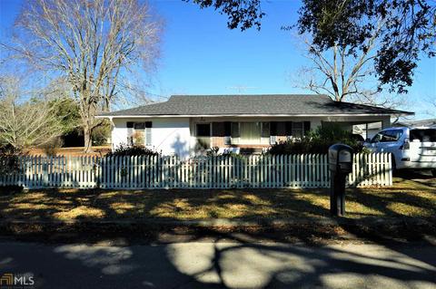 406 E Smith St, Claxton, GA 30417 photo 1