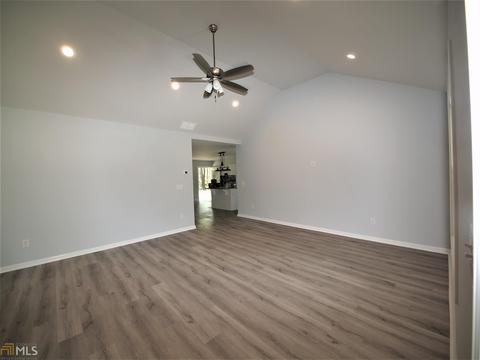 30 Oakleaf Ct, Covington, GA 30014 photo 2