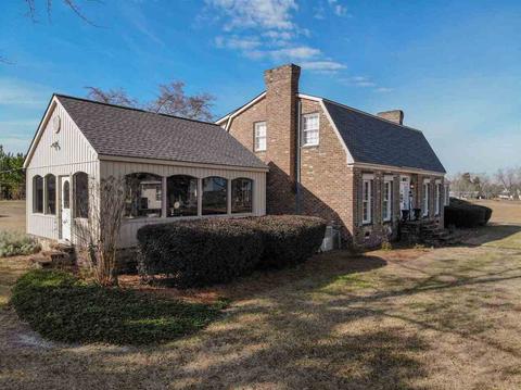 335 E College St, Ailey, GA 30410 photo 2