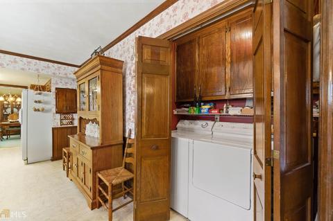 5848 Foxfield Trl, Rex, GA 30273 photo 14