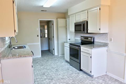 101 Brookshire Dr, Lagrange, GA 30240 photo 6