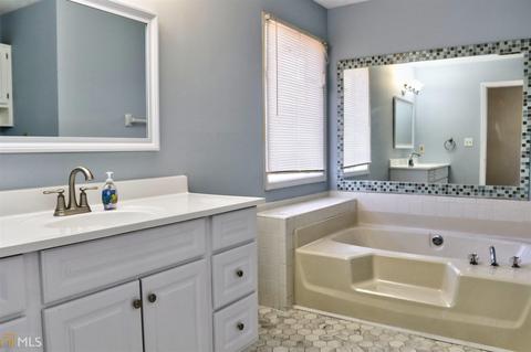 101 Brookshire Dr, Lagrange, GA 30240 photo 13