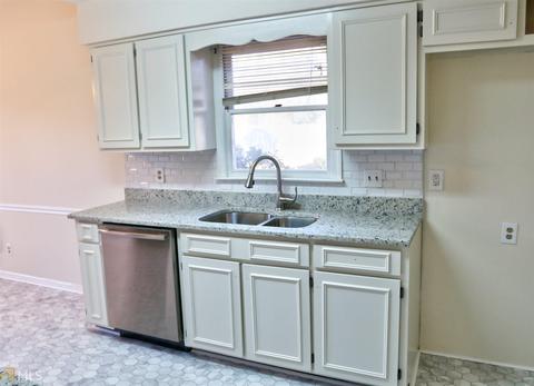 101 Brookshire Dr, Lagrange, GA 30240 photo 7