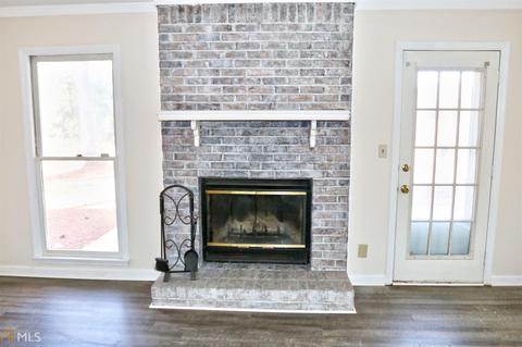 101 Brookshire Dr, Lagrange, GA 30240 photo 3