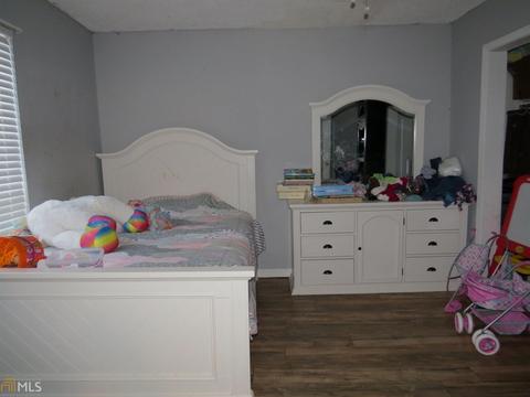 170 Persimmon St, Toccoa, GA 30577 photo 6
