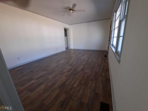 205 Spring St, Warner Robins, GA 31088 photo 12