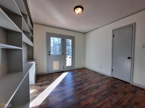 205 Spring St, Warner Robins, GA 31088 photo 9