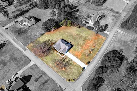 313 Yorkshire Trce, Hampton, GA 30228 photo 2