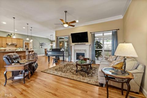 109 Freedom Dr, Forsyth, GA 31029 photo 9