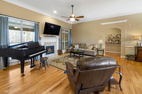 109 Freedom Dr, Forsyth, GA 31029 photo 8